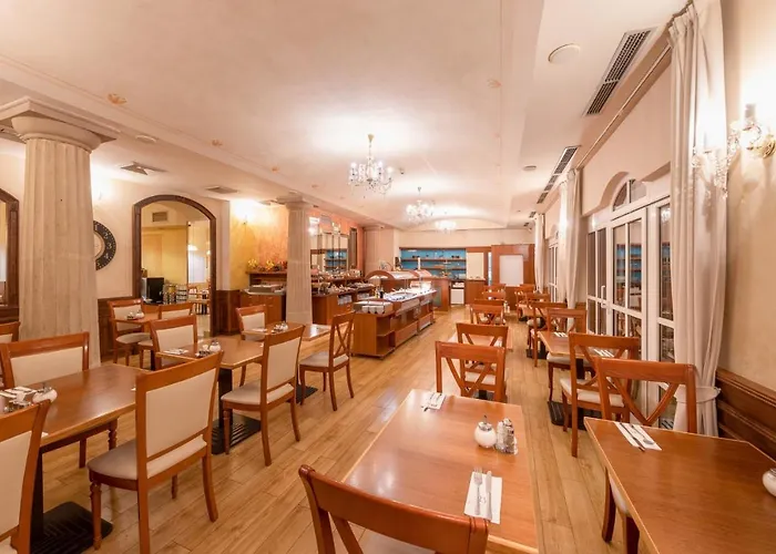 Meteor Plaza 4*