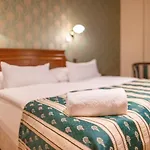 Meteor Plaza 4*