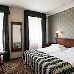 Meteor Plaza 4* פראג