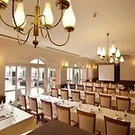 Meteor Plaza 4*