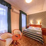 Meteor Plaza 4* פראג