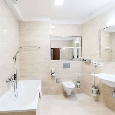 Meteor Plaza 4* Prague
