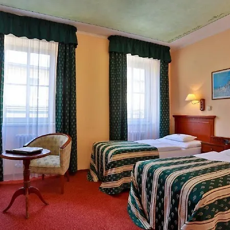Meteor Plaza Hotel