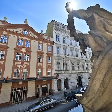 Otel Meteor Plaza 4*
