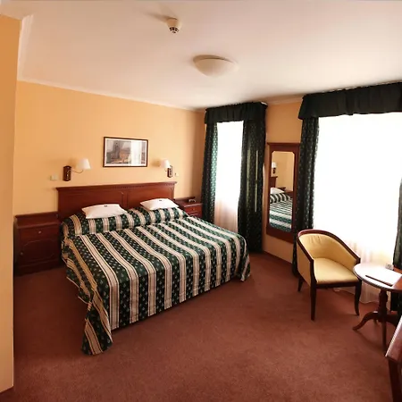 Meteor Plaza Hotel